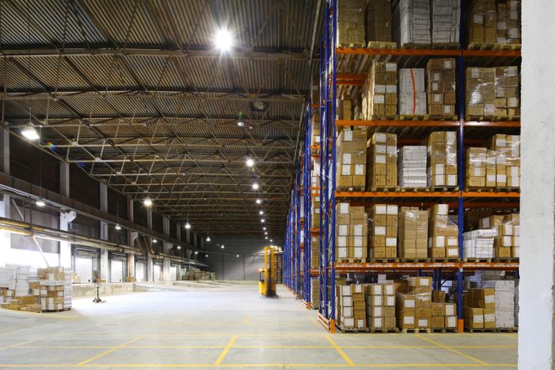 Benefícios e Considerações ao Investir em um Galpão Pré-Moldado para o Seu Negócio